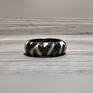 Designer Hidalgo Sterling Silver White Enamel & Black Cubic Zirconia Band Ring